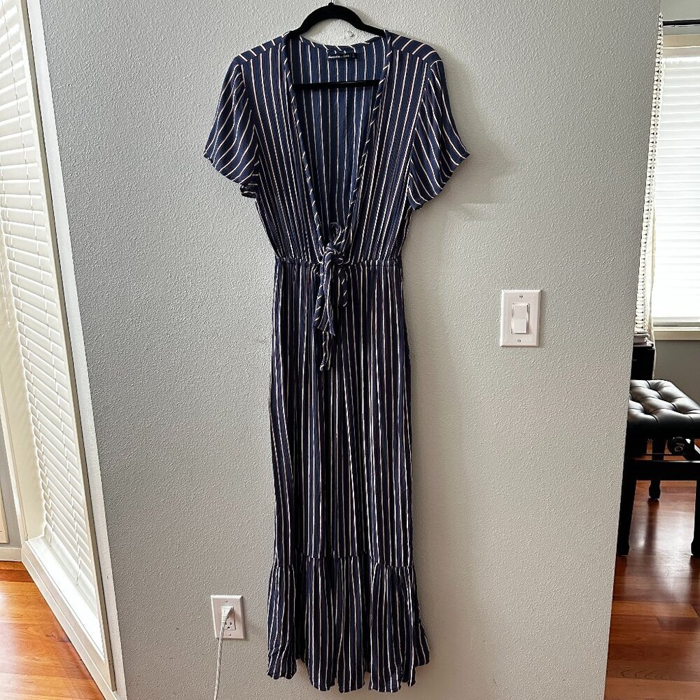 Abercrombie & Fitch Maxi Dress LARGE Blue Stripe Cutout Front Summer Vacation